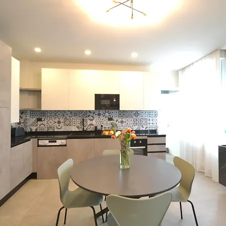 Bed & Breakfast Civico 8 *